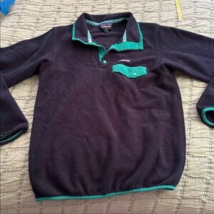 Navy and Green Patagonia Fleece Pullover